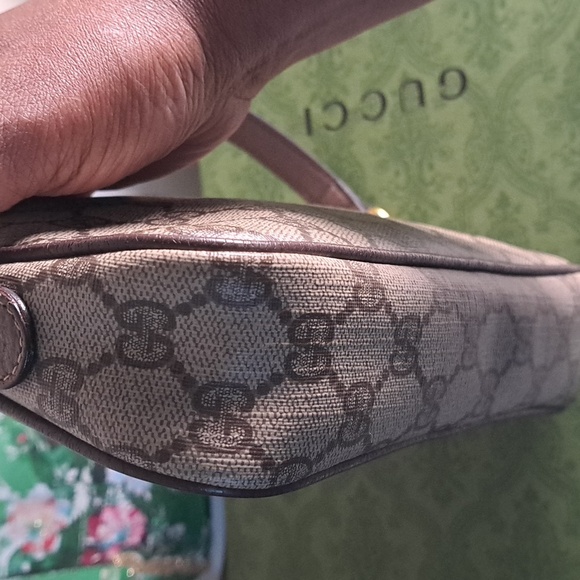 Gucci Vintage Shoulder Bag - Picture 11 of 16